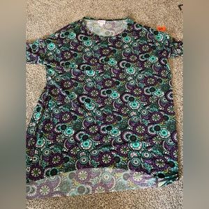 LulaRoe Irma Shirt S
